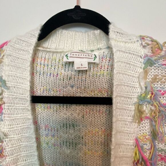 Fun fringe Sweater   - Picture 3 of 4